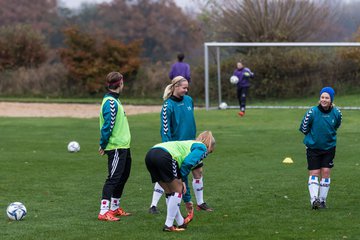 Bild 2 - Frauen SV Henstedt Ulzburg II - TSV Russee : Ergebnis: 5:0